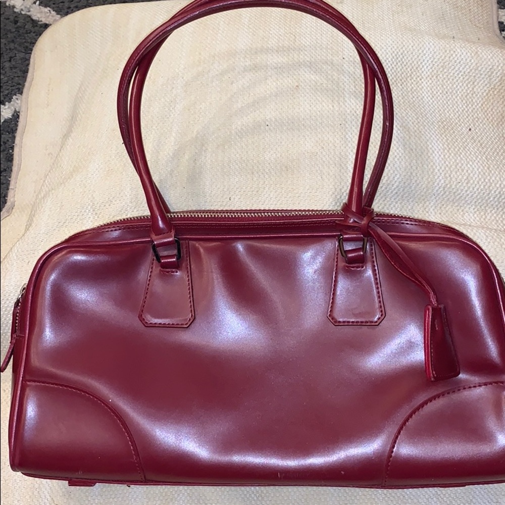 NINE WEST Burgundy Leather Satchel.